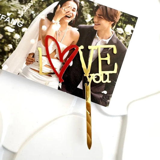 Caketopper "LOVE you" Rot & Gold Acryl – Romantische Tortendeko für Hochzeit, Verlobung, Valentinstag & Jubiläum